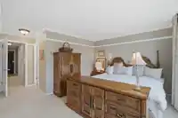 704 995 ROCHE POINT DRIVE - thumbnail 18