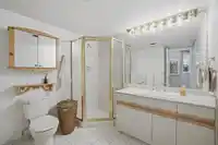 704 995 ROCHE POINT DRIVE - thumbnail 23