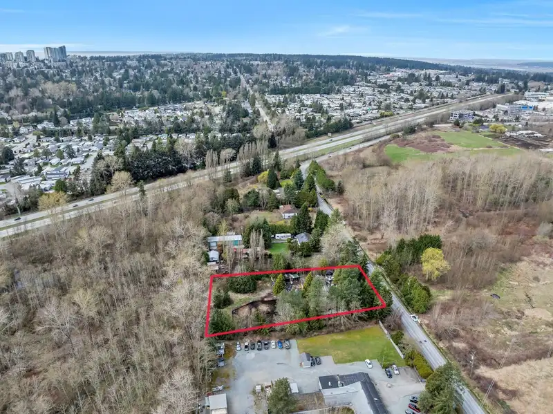 16216 20 AVENUE - photo 4 of 16