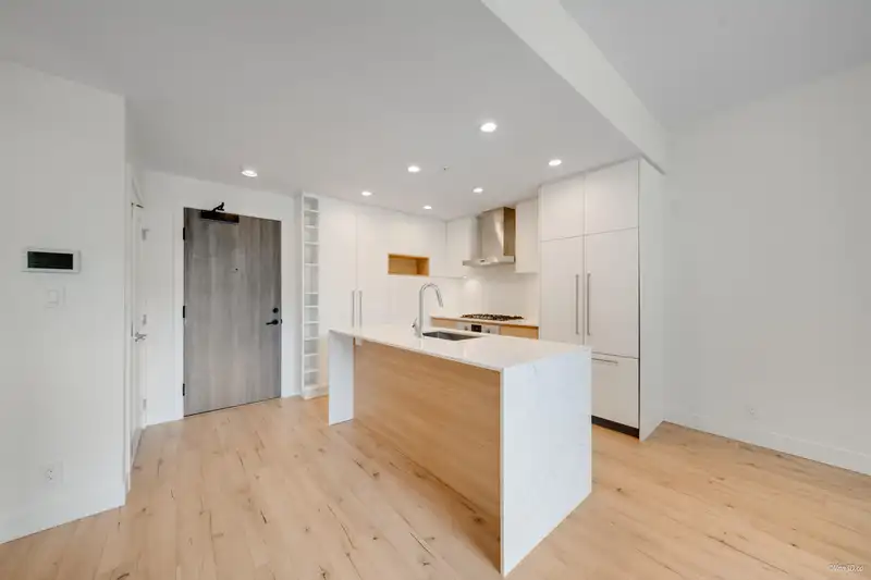 201 55 KLAHANIE DRIVE - photo 2 of 24