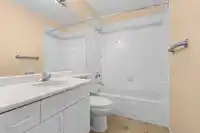 125 8655 KING GEORGE BOULEVARD - thumbnail 34