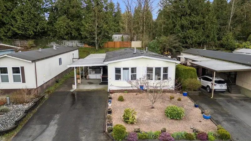 32 2315 198 STREET - photo 4 of 33