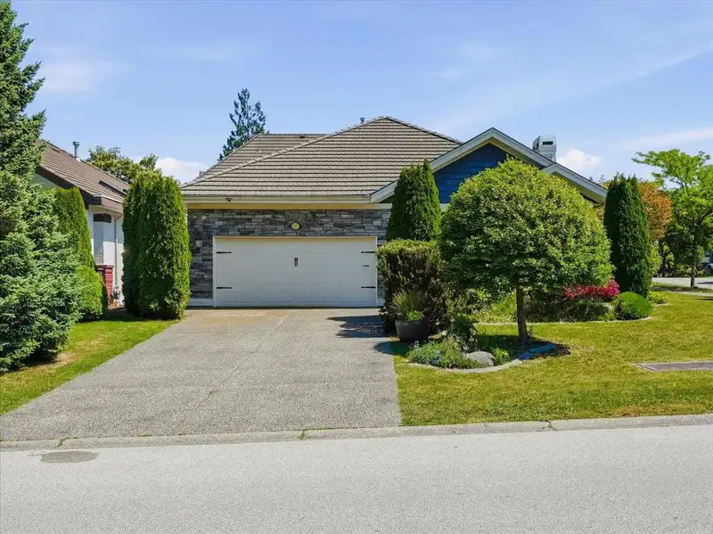 7258 146 STREET - photo 1 of 38