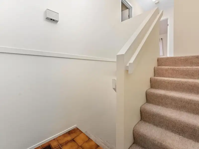 8574 FLOWERING PLACE - photo 2 of 24