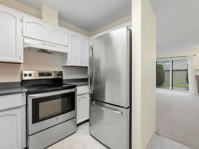 8574 FLOWERING PLACE - photo 4 of 24