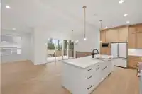 4703 232ND STREET - thumbnail 8