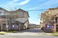 42 9533 130A STREET - thumbnail 1