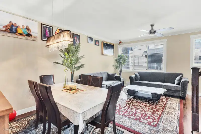 42 9533 130A STREET - photo 4 of 20
