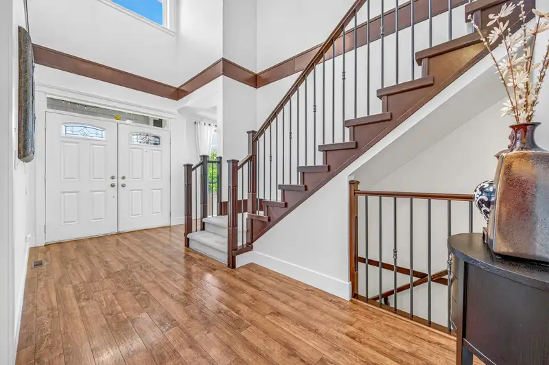 7336 201B STREET - photo 2 of 40
