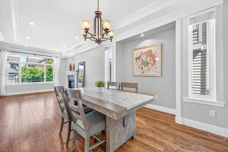 7336 201B STREET - photo 4 of 40
