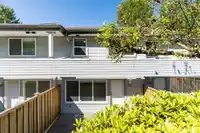 132 SHORELINE CIRCLE - thumbnail 2