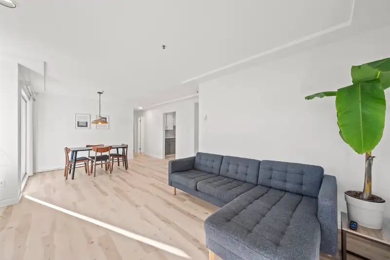 1 7110 BARNET ROAD - photo 2 of 33