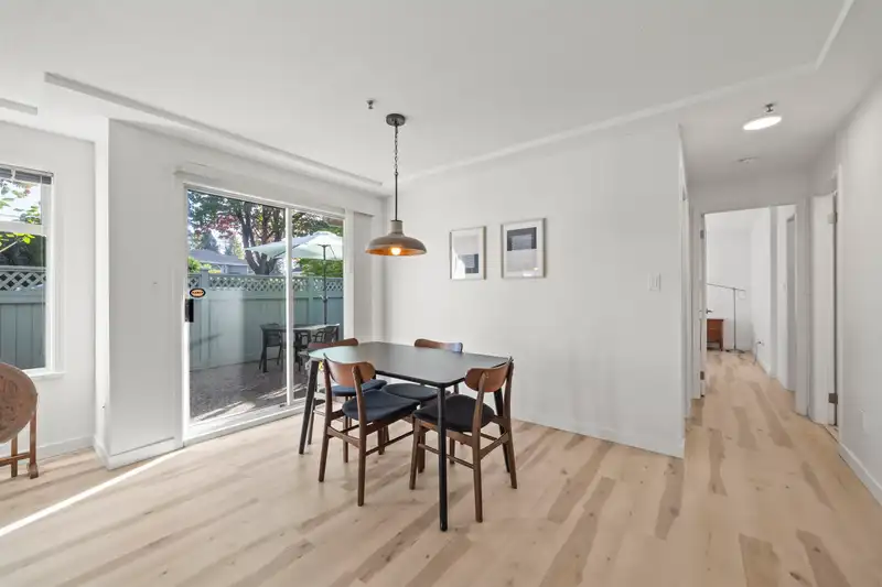 1 7110 BARNET ROAD - photo 4 of 33