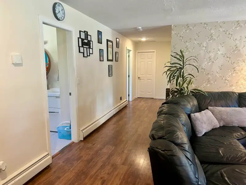 20929 HUNTER PLACE - photo 3 of 24