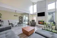 238 DAVIS CRESCENT - thumbnail 4