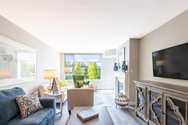404 12148 224 STREET - photo 2 of 26