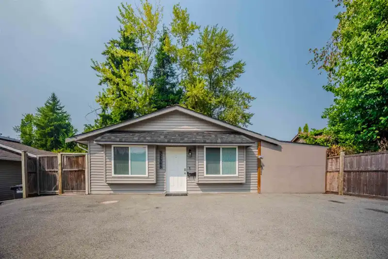 32565 GEORGE FERGUSON WAY - photo 1 of 40
