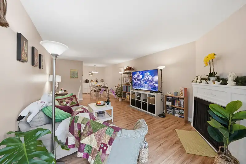 311 9682 134 STREET - photo 1 of 36