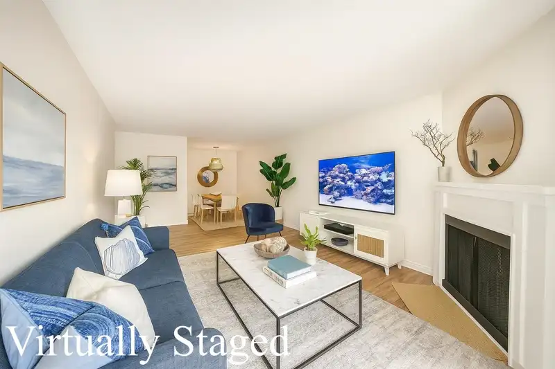 311 9682 134 STREET - photo 2 of 36