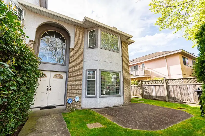 1 7911 MOFFATT ROAD - photo 3 of 29