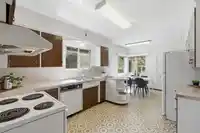2880 OXFORD STREET - thumbnail 9