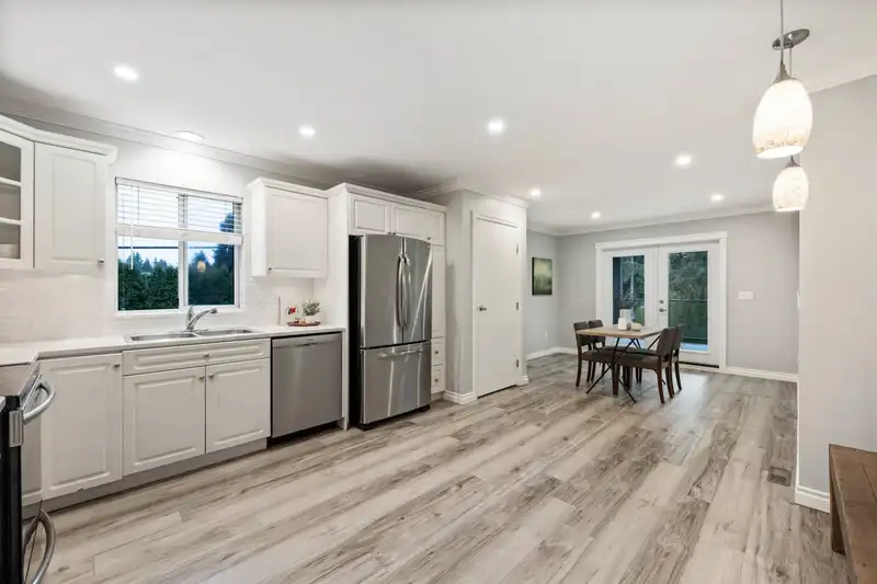 24813 122 AVENUE - photo 4 of 40