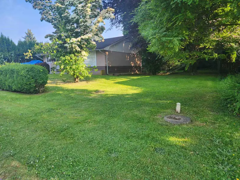 45402 KIPP AVENUE - photo 4 of 5