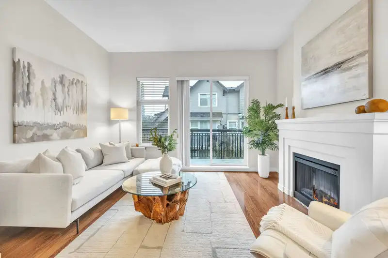 717 PREMIER STREET - photo 1 of 40