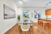 717 PREMIER STREET - thumbnail 9