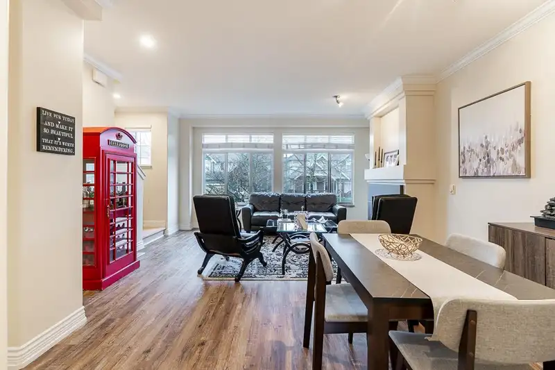 40 19330 69 AVENUE - photo 3 of 35