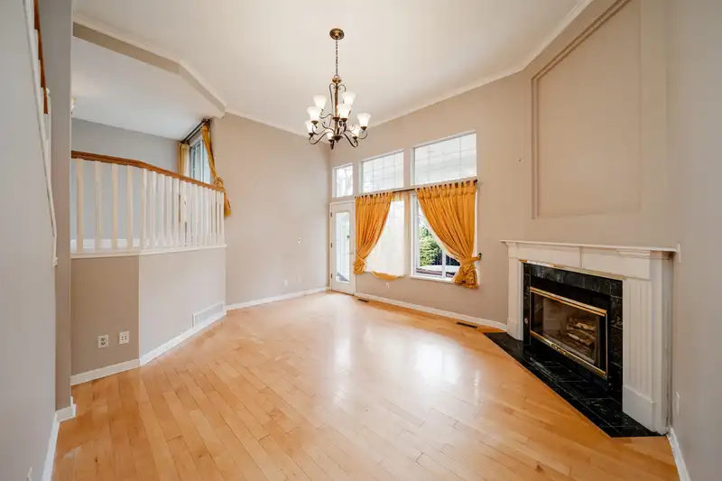 227 WATERLEIGH DRIVE - photo 2 of 39