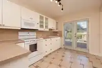 3211 CATALINA CRESCENT - thumbnail 12