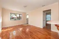 3211 CATALINA CRESCENT - thumbnail 3