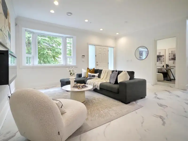 2709 W 37TH AVENUE - photo 3 of 30