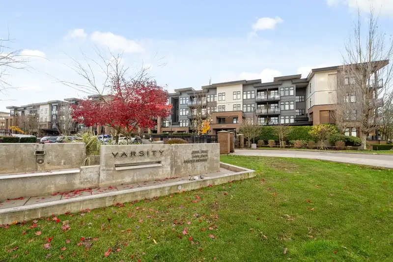 403 20058 FRASER HIGHWAY - photo 1 of 19