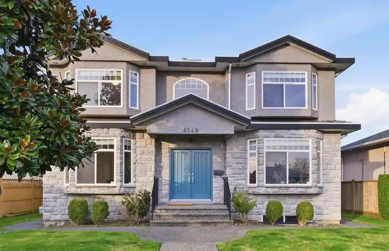 6549 DUNNEDIN STREET - photo 1 of 40