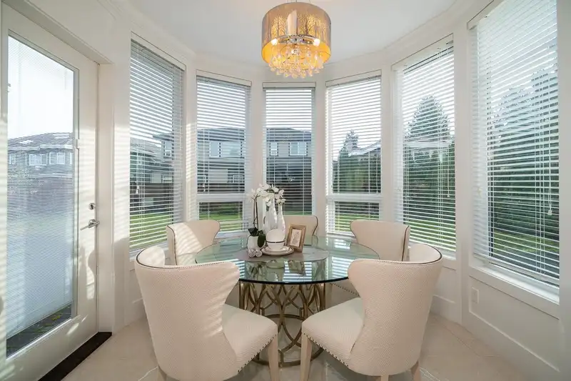 9820 GILHURST CRESCENT - photo 2 of 8