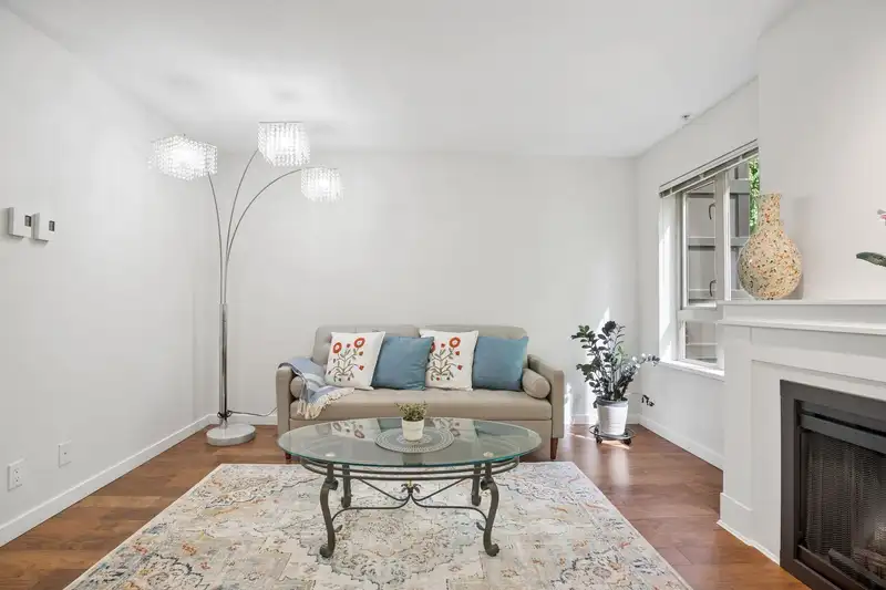 206 3097 LINCOLN AVENUE - photo 4 of 40