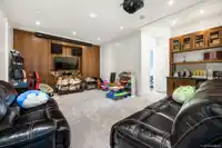 4591 GARRY STREET - thumbnail 17