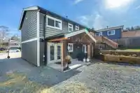 4937 197A STREET - thumbnail 32
