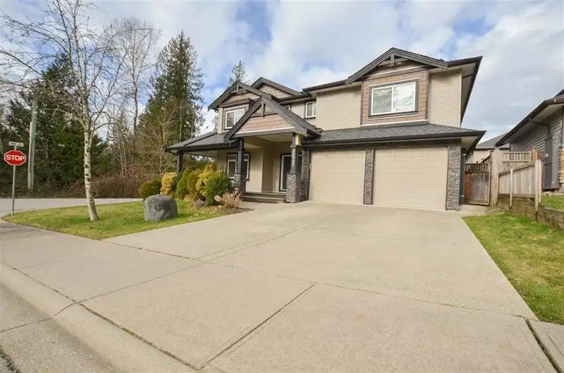 24905 108A AVENUE - photo 3 of 18