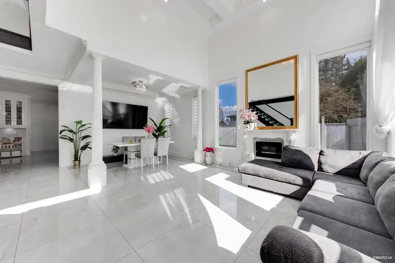 11871 AZTEC STREET - photo 3 of 40