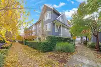 79 8438 207A STREET - thumbnail 1