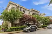 109 22290 NORTH AVENUE - thumbnail 3