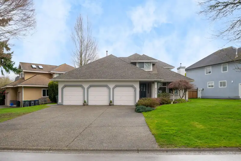 8572 164A STREET - photo 1 of 29