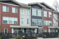 7 8371 202B STREET - thumbnail 1