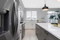 7 8371 202B STREET - thumbnail 15