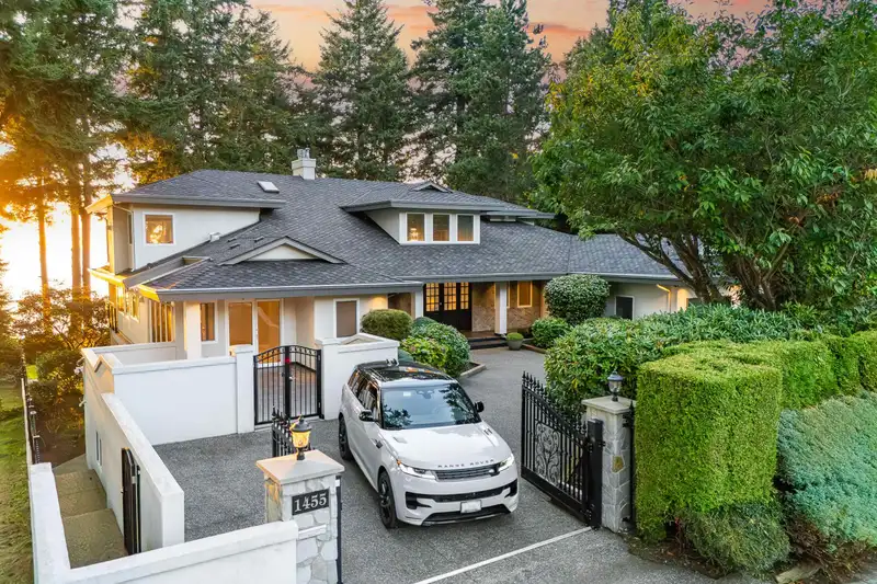 1455 126A STREET - photo 1 of 32