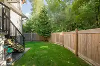 111 8217 204B STREET - thumbnail 37