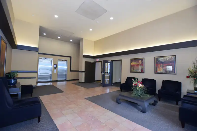 1105 1180 PINETREE WAY - photo 3 of 24